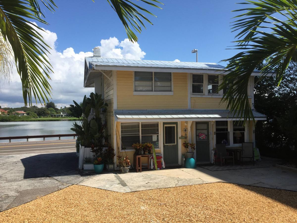 אינדיאן שורס Sun N Fun Beachfront Vacation Rentals מראה חיצוני תמונה