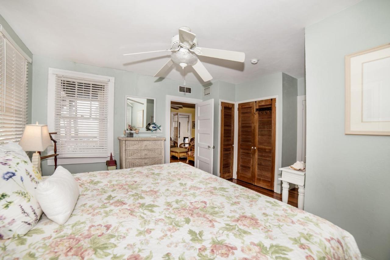 אינדיאן שורס Sun N Fun Beachfront Vacation Rentals מראה חיצוני תמונה