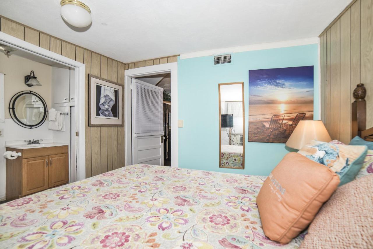 אינדיאן שורס Sun N Fun Beachfront Vacation Rentals מראה חיצוני תמונה
