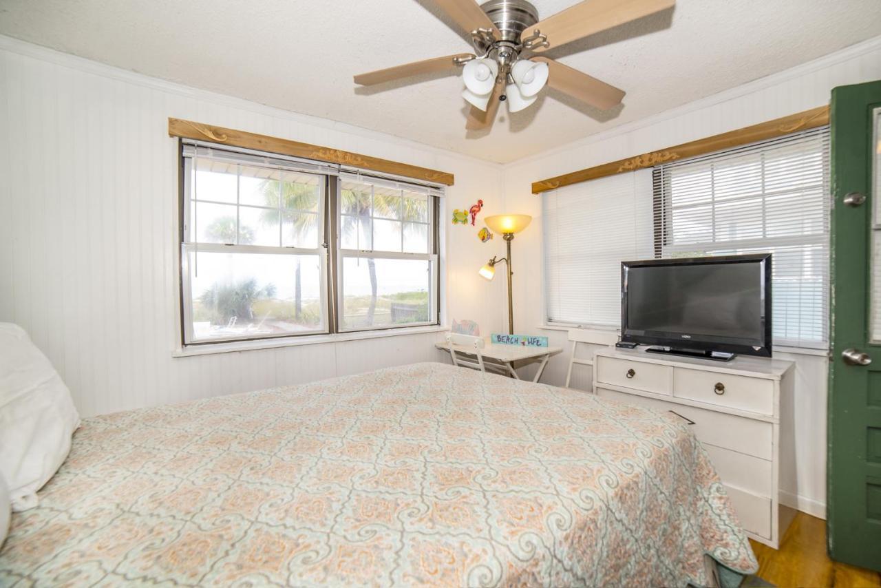 אינדיאן שורס Sun N Fun Beachfront Vacation Rentals מראה חיצוני תמונה